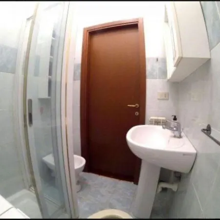 Metro-bengasi Apartamento *
